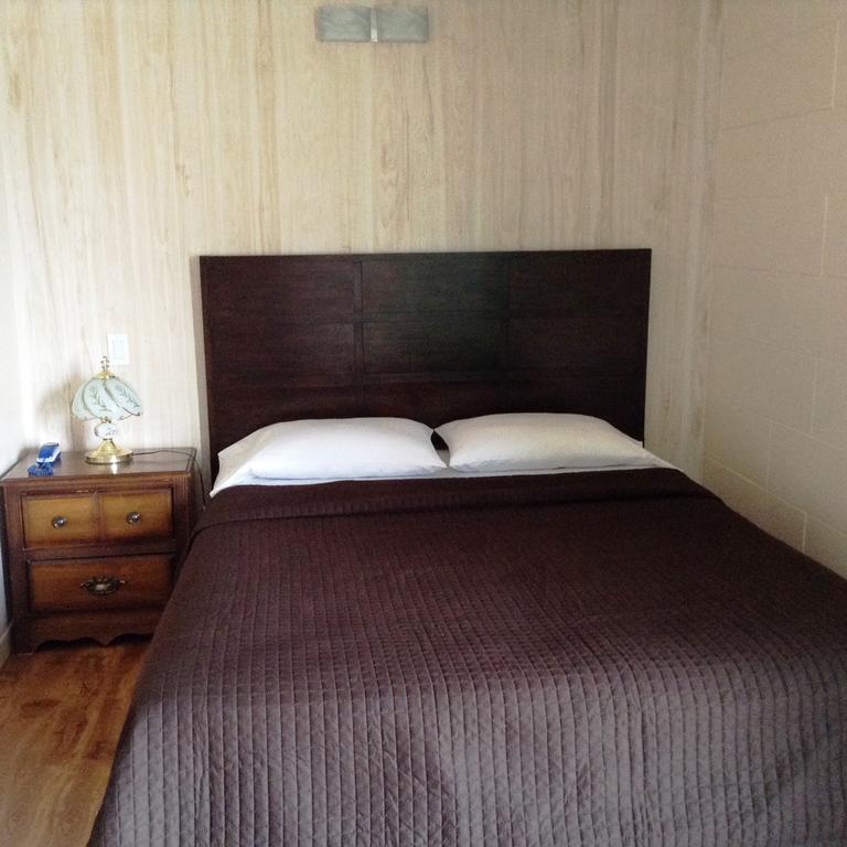 Motel Belair Rigaud Pokój zdjęcie