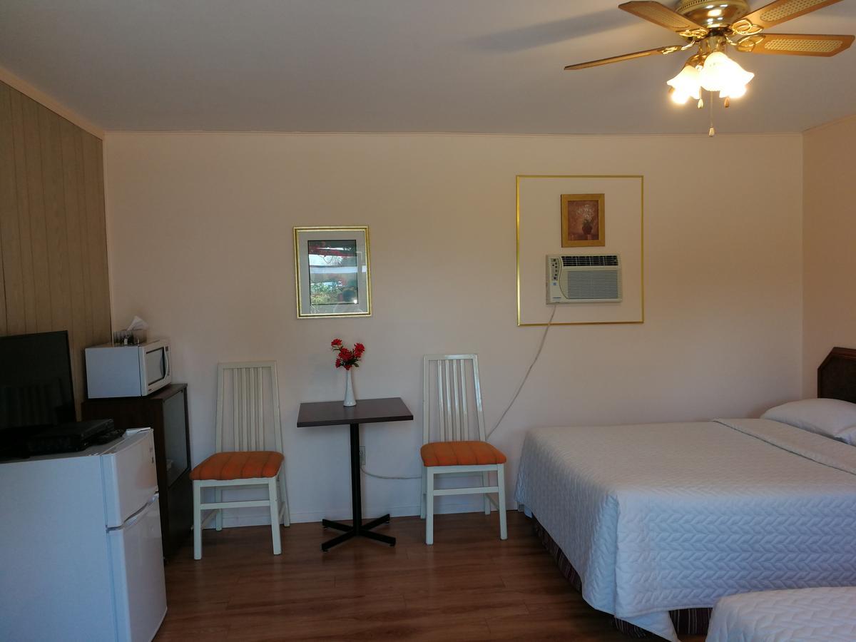 Motel Belair Rigaud Zewnętrze zdjęcie