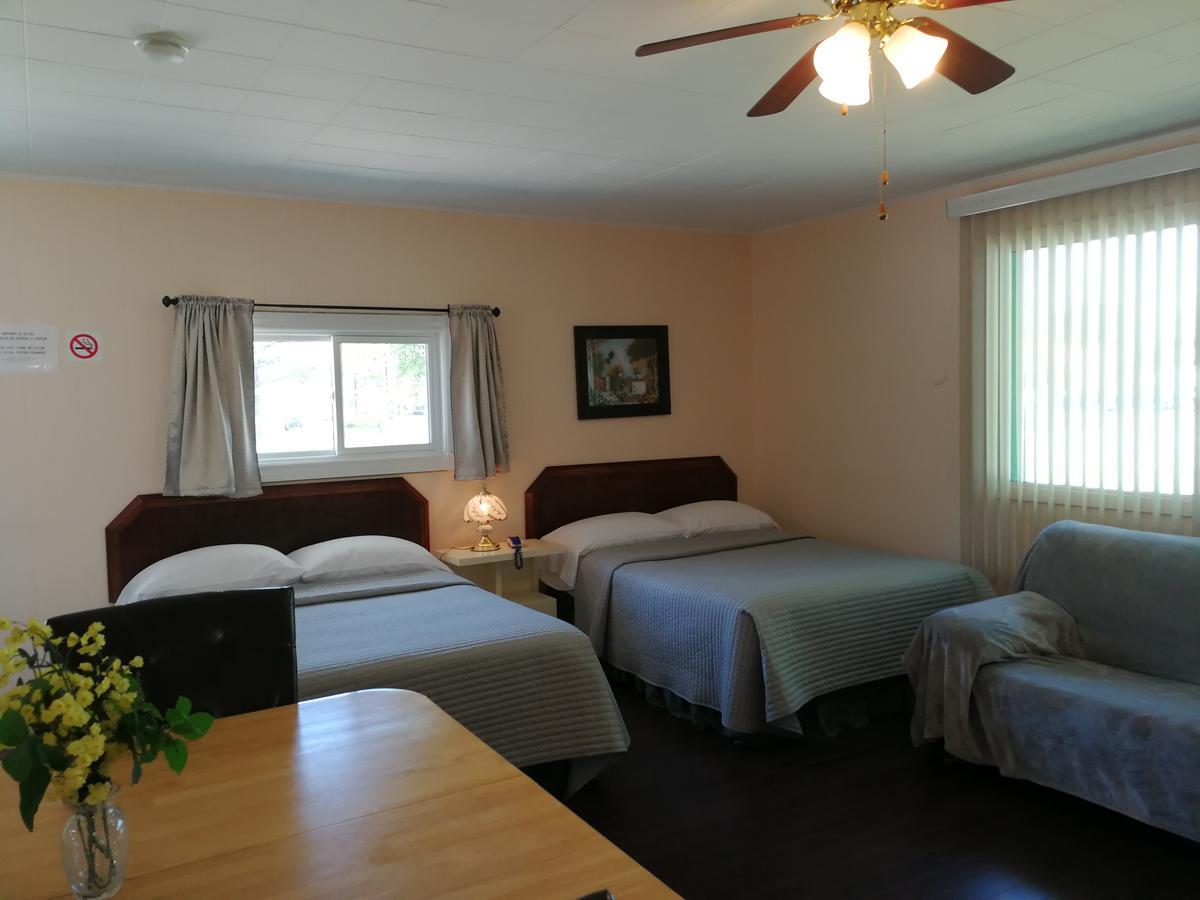 Motel Belair Rigaud Zewnętrze zdjęcie